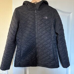 The North Face Black Quilted Thermoball Jacket Women’s Small